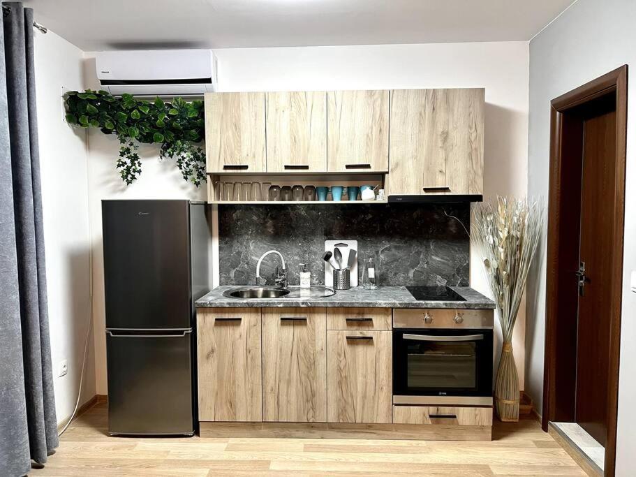 Ferienwohnung Casa Del Sole - Beautiful Studio In Varna Bulgaria Exterior foto